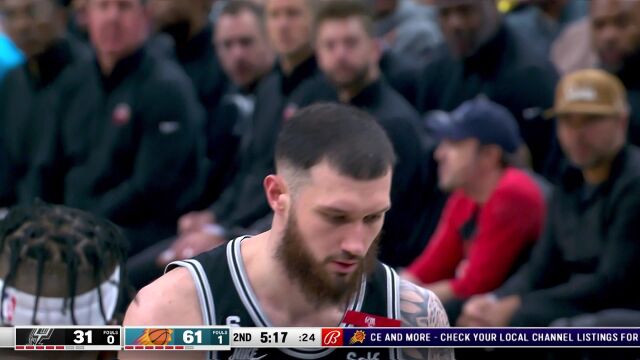 谁的手还不发烫呢 迪奥普三分连珠炮轰炸篮筐