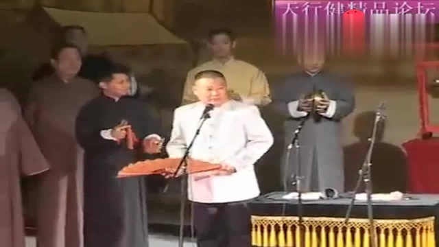 郭德纲2005年的开场小唱《发四喜》,中气十足,可惜已物是人非!