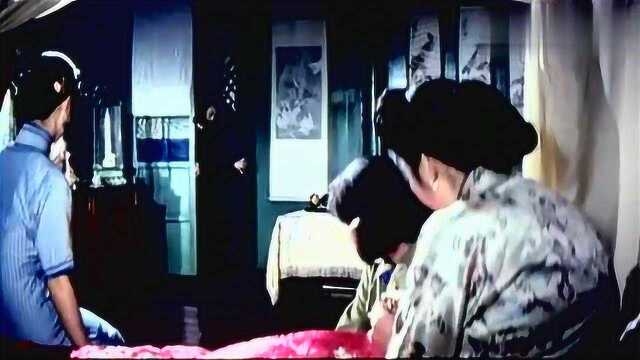 1985年上映的经典间谍片《巾帼英烈》峨眉电影制片厂出品