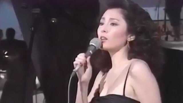 日本民谣“性感女神”松坂庆子,这首《爱的水中花》真的很好听!