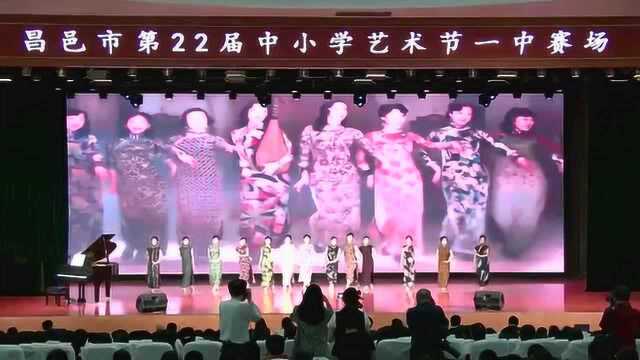 昌邑一中学生舞蹈《金陵十三钗》(“小荷少年”舞蹈团)