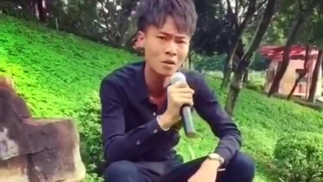 许华升搞笑歌曲《香菇, 蓝瘦》