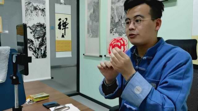 95后剪纸手艺人最惨直播带货:一个月没卖出1件作品