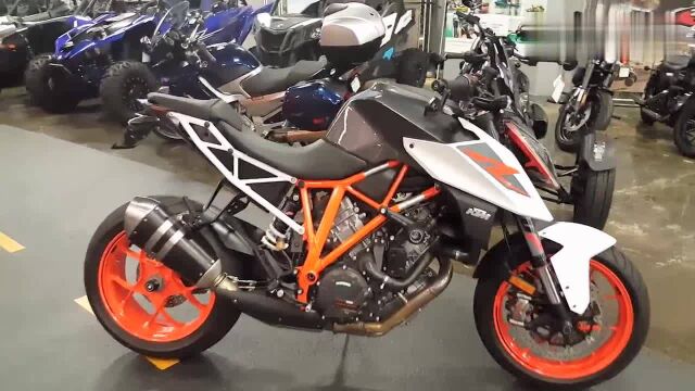 KTM超级公爵1290R到店实拍,霸气十足!