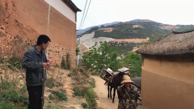 60年代风貌的白族小村落,建筑别具一格,这些老房子曾经很辉煌