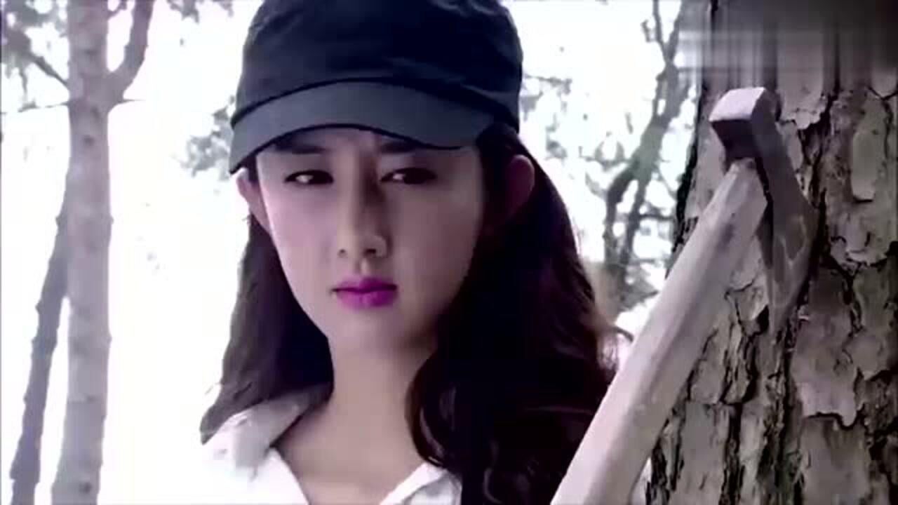 喋血孤岛美女们杀人不眨眼几招干掉敌人竟是女特工出身