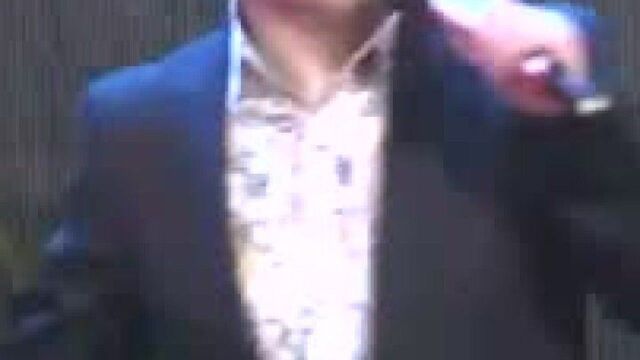 歌曲《过河》演唱:潘长江