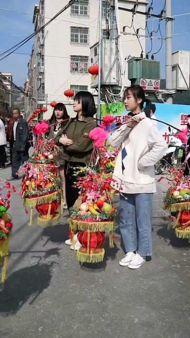 潮汕传统民俗挑花篮