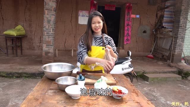 把血皮菜和猪肝一起炒,不仅好吃下饭还鲜美营养,这样做才正宗