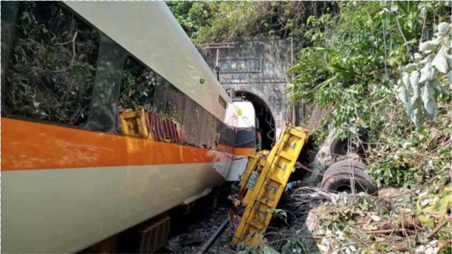 突发!台湾“太鲁阁号”列车隧道内出轨,多人无生命征象