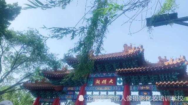 古街外景拍摄花絮,济南人像摄影学校外景分享,喜欢摄影的朋友来!