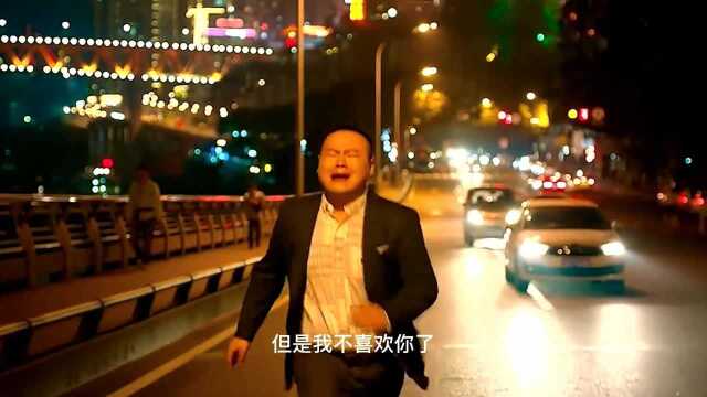 我无法控制对你的难以忘怀,但是关于你的一切,我都没有了期待