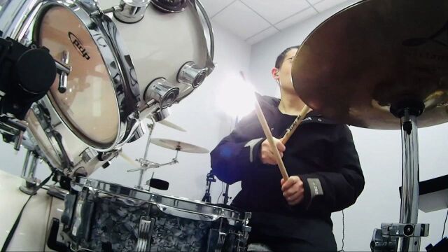 <<Mr.Chu >>drum cover