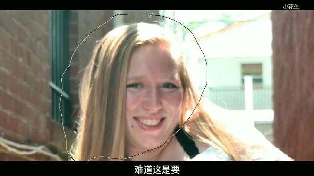 一个极其漂亮的美女非要让自己P得更漂亮,结果却变成了这幅模样!