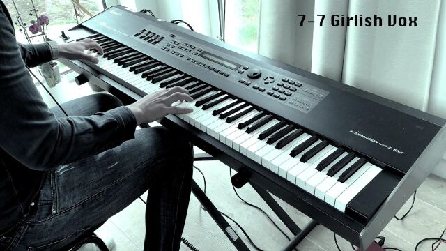 一代经典合成器Roland XV88合成器演示—键盘中国