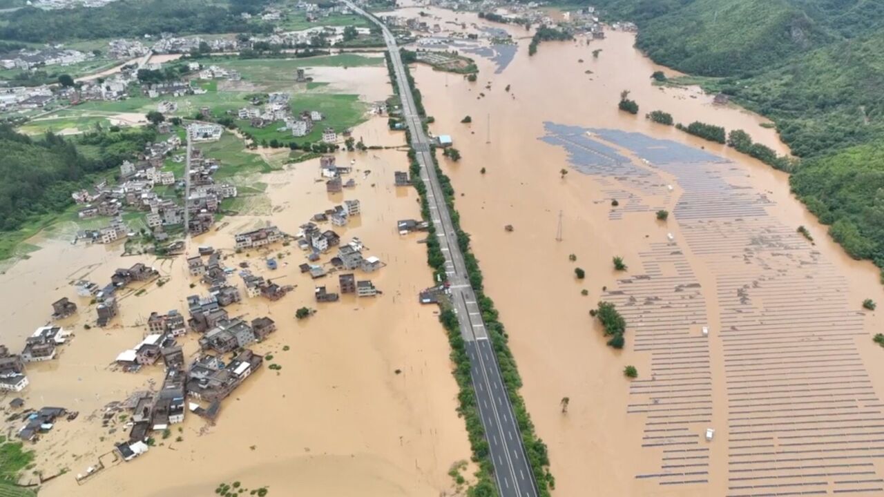 暴雨致河源连平多地内涝房屋被淹,消防疏散转移群众五百余人