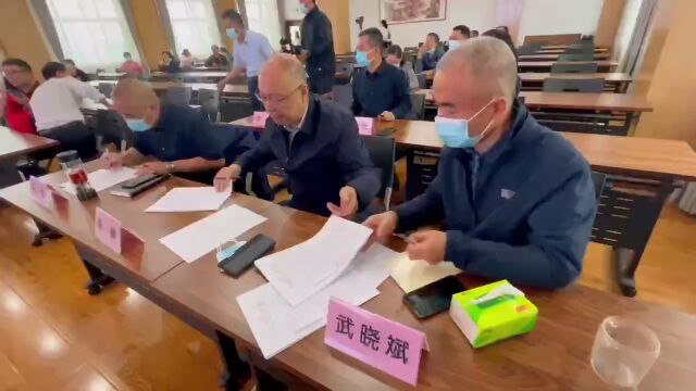 直击长治市2022年市直中小学校起始年级均衡编班现场→