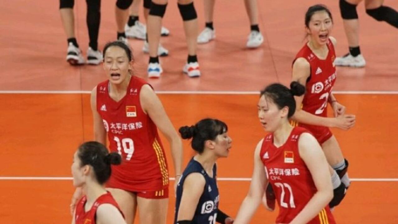 中国女排五人代言海报出炉!队长袁心玥正中,丁霞稳进世锦赛?