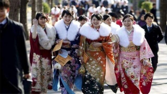 大量韩国姑娘涌入上海,表面上是来旅游的,其实另有目的