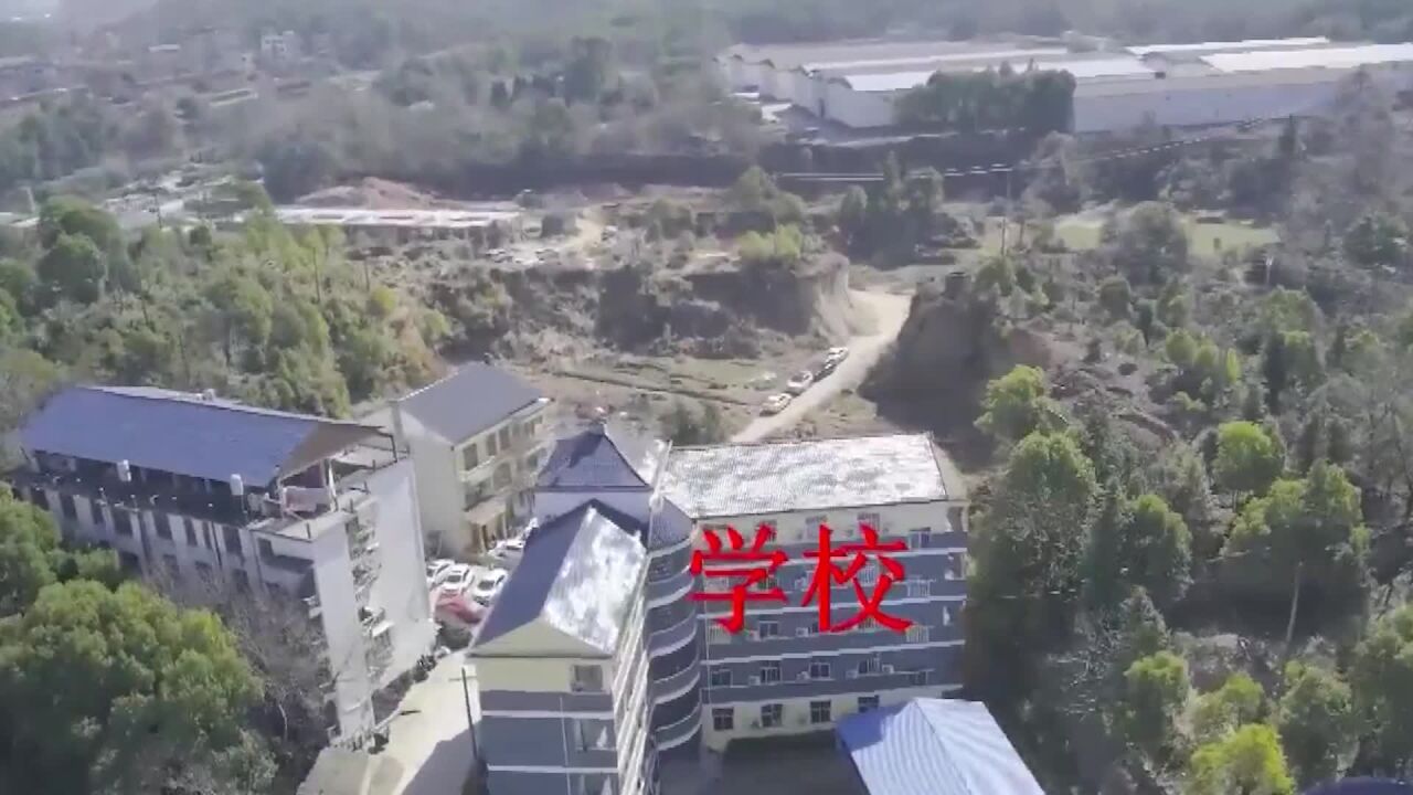 胡鑫宇自缢地为报废蛇园,多方曾4次搜索未搜寻到,距尸体仅一墙之隔