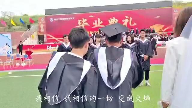 学校介绍——丰富的学校生活