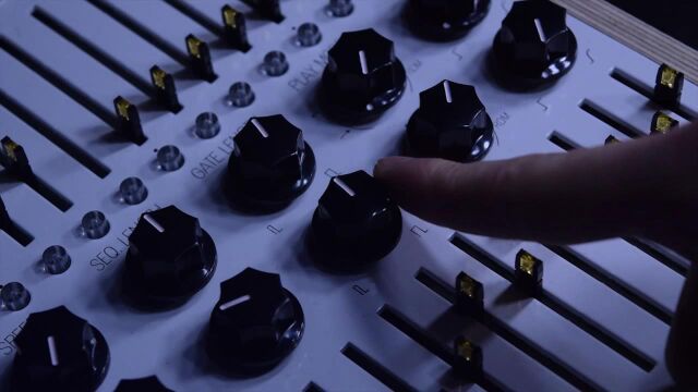 KOMA Elektronik Komplex Sequencer  MIDI Jam