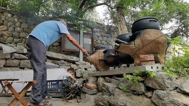 携一颗简单的心行走于山村之间,品味乡土乡情的醇厚,寻找心底那一抹乡愁!努力做一个别有味道的自媒体!#人间烟火气最抚凡人心