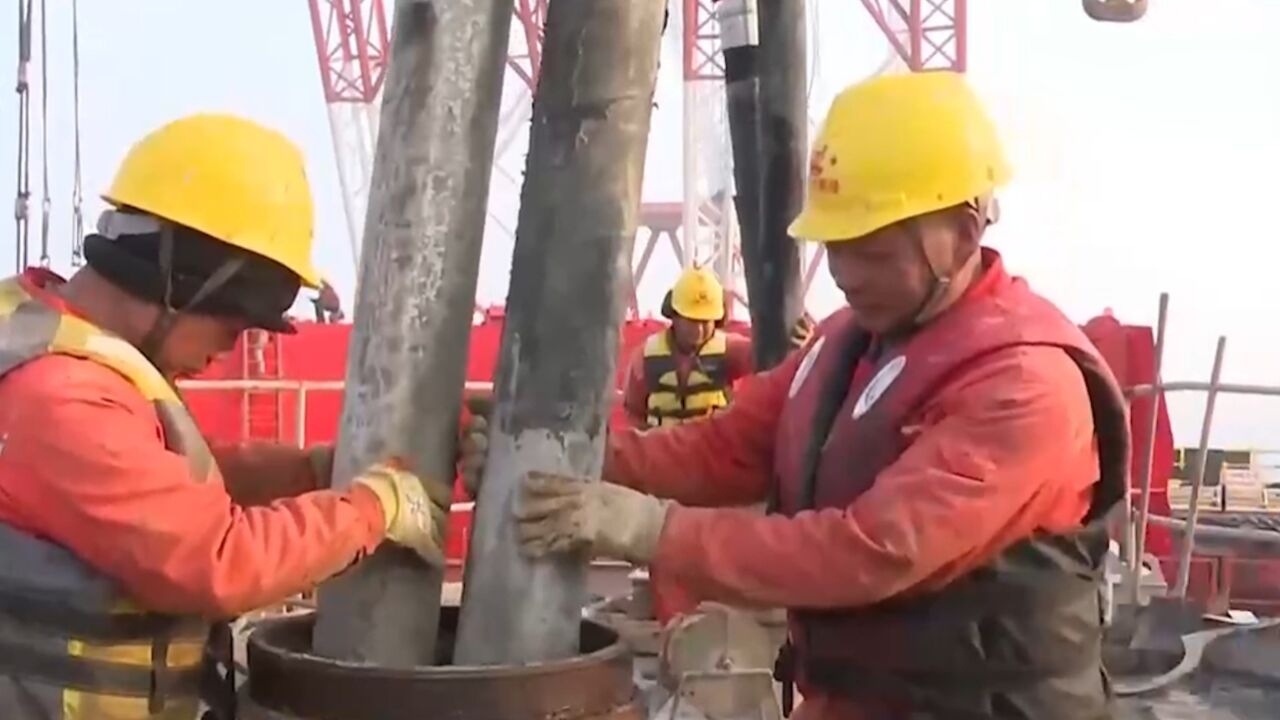 浙江舟山:甬舟铁路建设有序推进,西堠门公铁两用大桥钻孔桩完成浇筑