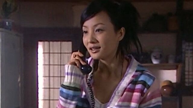 《妈妈的酱汤馆》第10集01:平原未婚妻打来电话被百合接到,挂完电话百合不高兴了