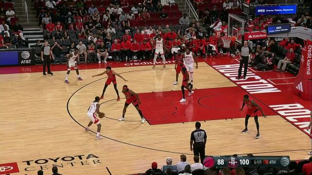 NBA季前赛：猛龙vs火箭第4节英文原声回放