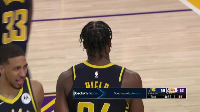  NBA常规赛：步行者vs湖人第3节英文原声回放
