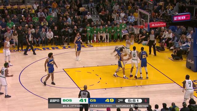 教育后生仔！格里芬经验老辣低位单吃库明加