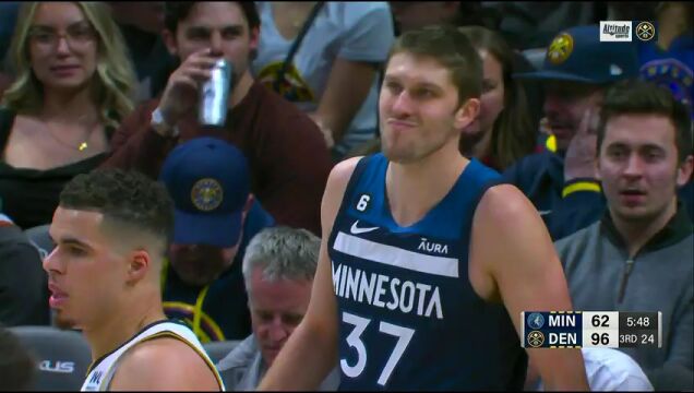 NBA常规赛：森林狼vs掘金第3节英文原声回放
