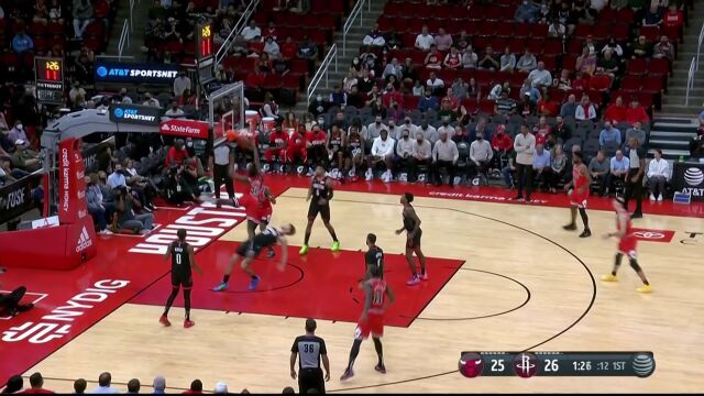 回顾火箭vs公牛交战记录 拉文如何面对内讧风波