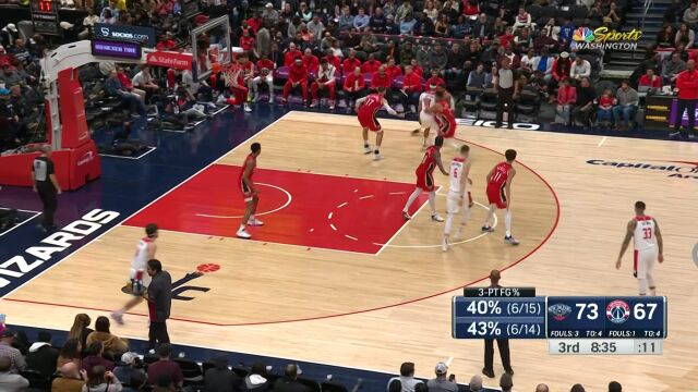 马绍尔空位三分命中 莫里斯不甘示弱还以颜色