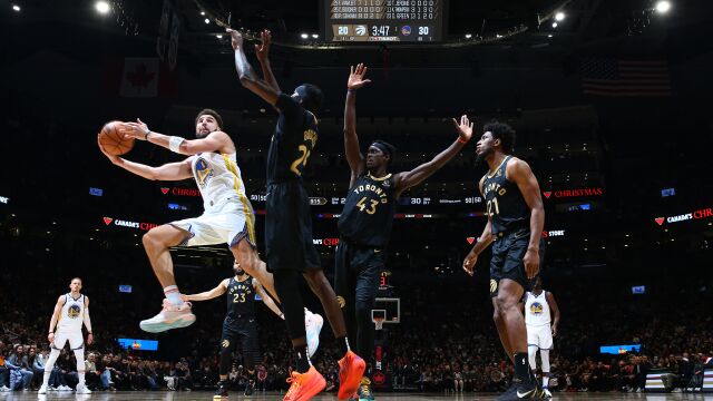 勇士126-110猛龙 普尔狂砍43+6西亚卡姆空砍27分