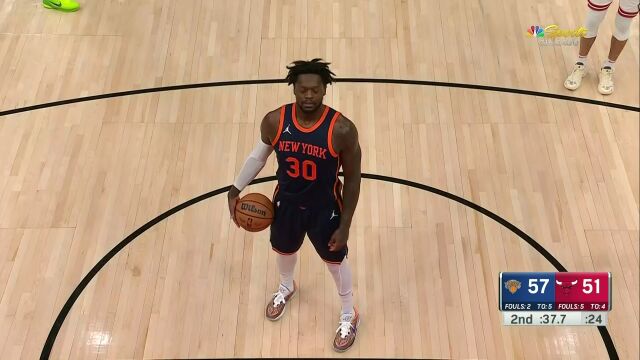 NBA常规赛：尼克斯vs公牛第2节 英文解说回放