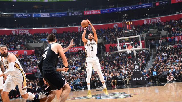 CJvs快船集锦 全场砍下21+8+8展现全面身手