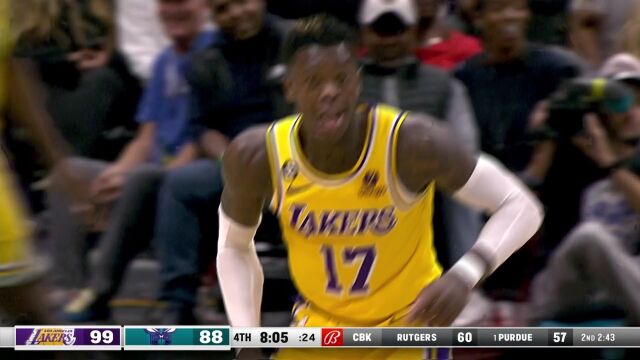 找回场子！施罗德晃飞防守人跳投命中