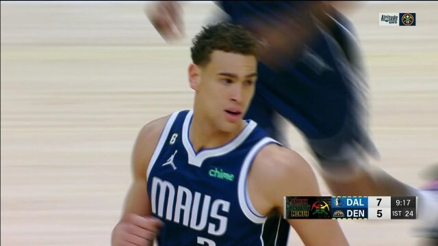 魔术卢卡开始发牌 鲍威尔心领神会空接扣篮