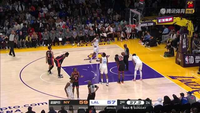 NBA常规赛：尼克斯vs湖人第2节英文原声回放