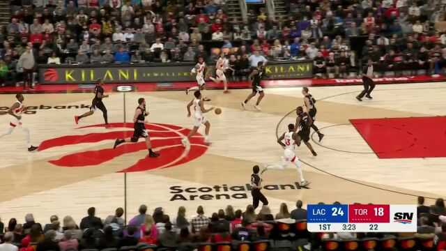 小莫里斯耐心点飞防守命中三分 特伦特无视对抗回敬更难一球