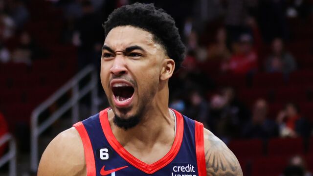 小马丁vs猛龙集锦 全场20分身体素质劲爆屡献惊艳扣篮