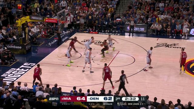 小波特快攻反篮打进 王兆丰：这个球体现了小波特为什么当年是全美第一高中生