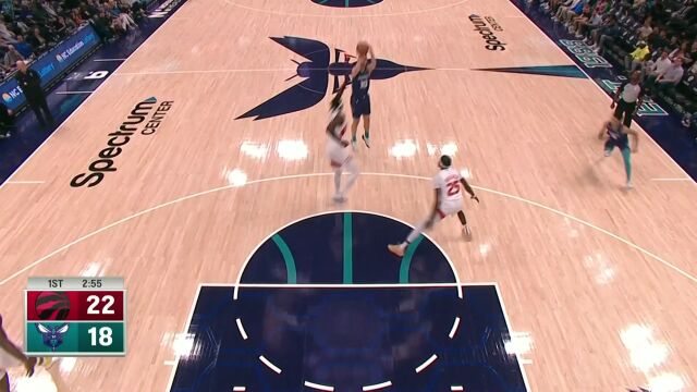 剑拔弩张又何妨！范弗利特与米哈伊柳克对飚高难度三分