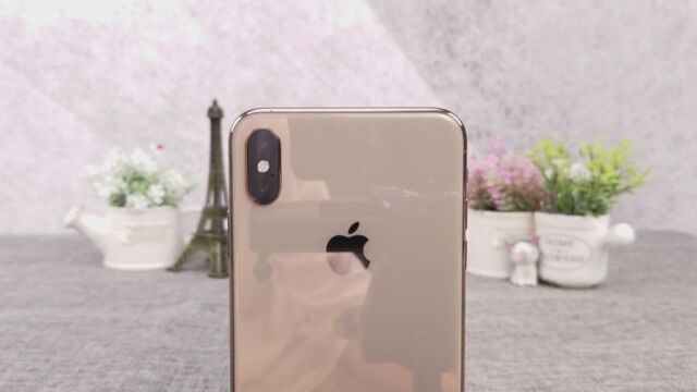 七千多的iPhoneXS Max上手,这难道是高仿的山寨机?