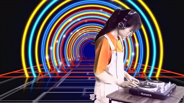 一曲DJ《突然想起你》伤感的旋律,脑海浮现出了你的样子!