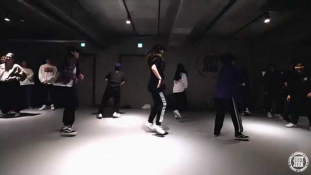 YoungJ Choreo Class 跳的舞蹈,名字叫《TROPHIES》真的是好看!