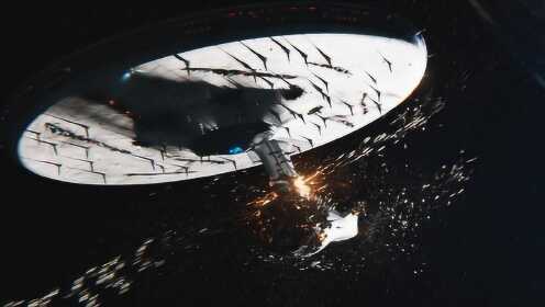人类飞船到宇宙执行任务，不料却遭遇了外星虫群，飞船瞬间被撕碎