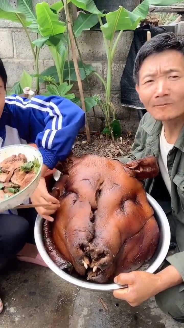 爸爸做的猪头肉特别好吃做我的男朋友天天能吃肉